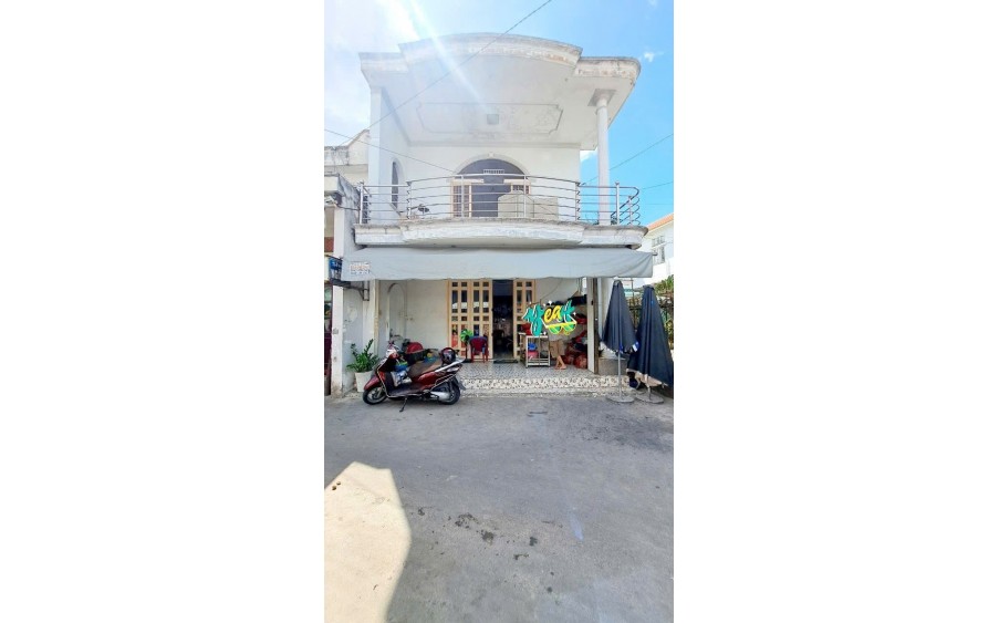 Ngộp Bank!!Giảm sốc 800tr !!! Chỉ còn 5tỷ7, Nhà2  tầng 100m2, SHR,  1/ Nguyễn Văn Quá, sát bên chợ cầu, Hẻm Ba gác